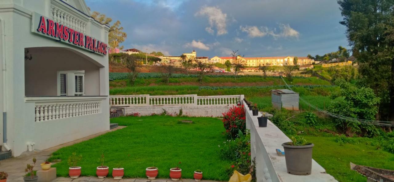 Armster Palace Ooty Eksteriør bilde